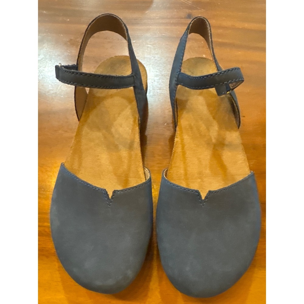 Dansko Fawna Denim Blue Nubuck Leather Mary Jane Flats Size 37 EU 6.5-7 US